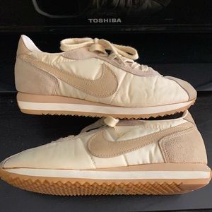 Vintage nike sneaker